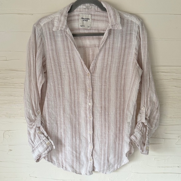 Abercrombie & Fitch Boyfriend Button-Down Shirt | Size L - Picture 2 of 6